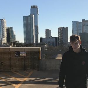 Meet your Posher, Garrett